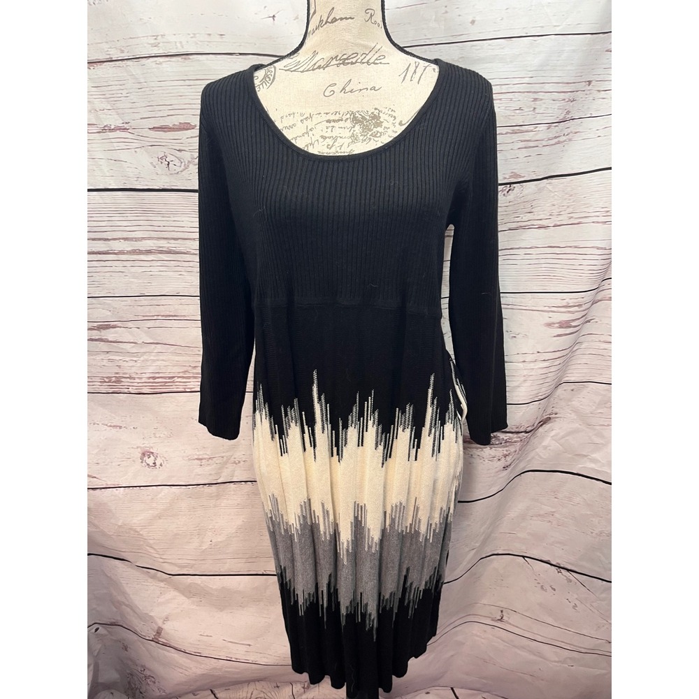 Dressbarn Womens XL Black Grey Zigzag Ribbed Knit Long Sleeve Sweater Dress Midi